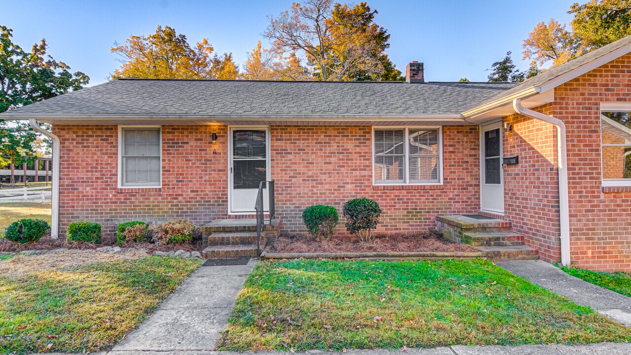 805 Trenton St in High Point, NC - Building Photo