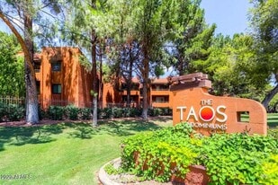 4704 E Paradise Village Pkwy N