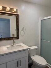 7005 Jordan Ave, Unit 206 in Canoga Park, CA - Foto de edificio - Building Photo