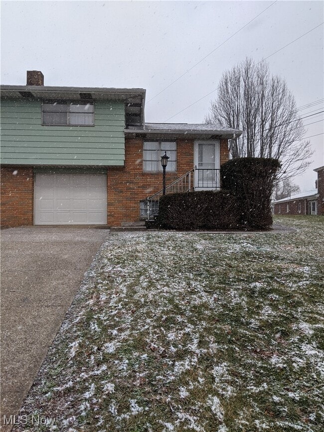 property at 72100 Sharon Rd