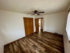 4011 David Rd in Madison, WI - Foto de edificio - Building Photo