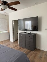 7847 Hazelnut Dr in Corona, CA - Building Photo - Building Photo