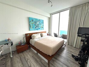 725 NE 22nd St in Miami, FL - Building Photo - Building Photo