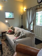 604 Glenwood Ct NW in Coupeville, WA - Building Photo - Building Photo