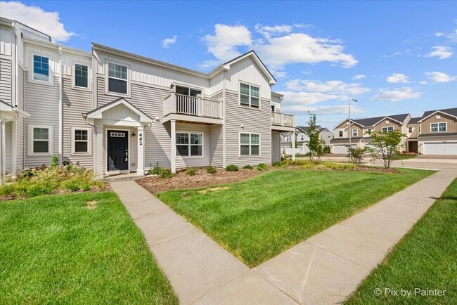 462 Comstock Rd in South Elgin, IL - Building Photo - Building Photo