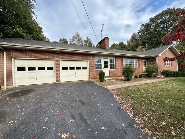 property at 13617 Wards Rd