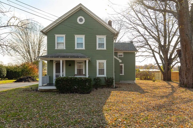 460 Lasher Rd in Tivoli, NY - Foto de edificio - Building Photo