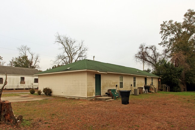 608 C St in Pensacola, FL - Foto de edificio - Building Photo
