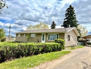 3193 York Rd in Helena, MT - Building Photo - Building Photo