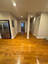 178 Bowen St in Boston, MA - Building Photo - Building Photo