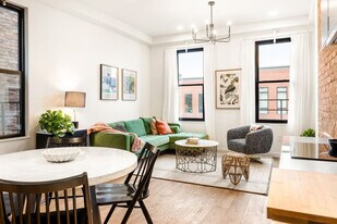 1510 Race St in Cincinnati, OH - Building Photo