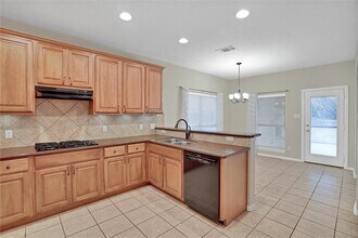 2001 Singing Hls in Leander, TX - Building Photo - Building Photo