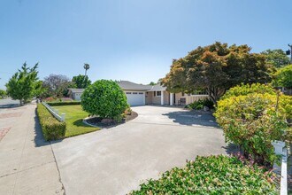 1148 Koch Ln in San Jose, CA - Building Photo - Building Photo