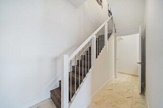 4925 Pointe Midtown Way in Palm Beach Gardens, FL - Building Photo - Building Photo