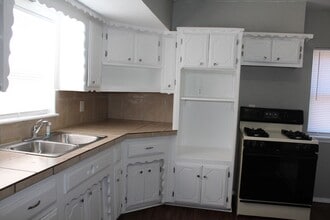 708 Proctor Pl in Midwest City, OK - Building Photo - Building Photo