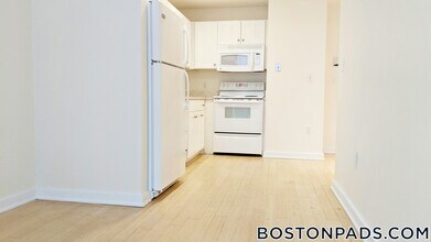 40 Boylston St, Unit 403 in Boston, MA - Foto de edificio - Building Photo