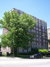 The Wiltshire in St. Louis, MO - Building Photo - Building Photo