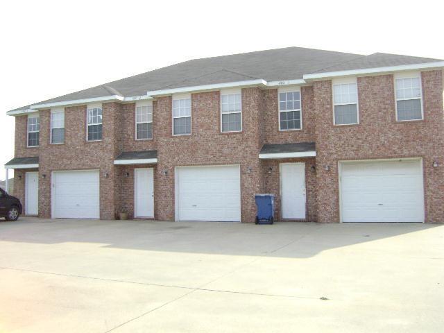 property at 4100 SW Shadowrock Pl