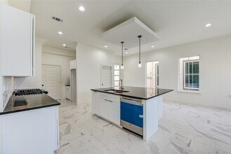 2903 El Fenice Ln in Houston, TX - Building Photo - Building Photo