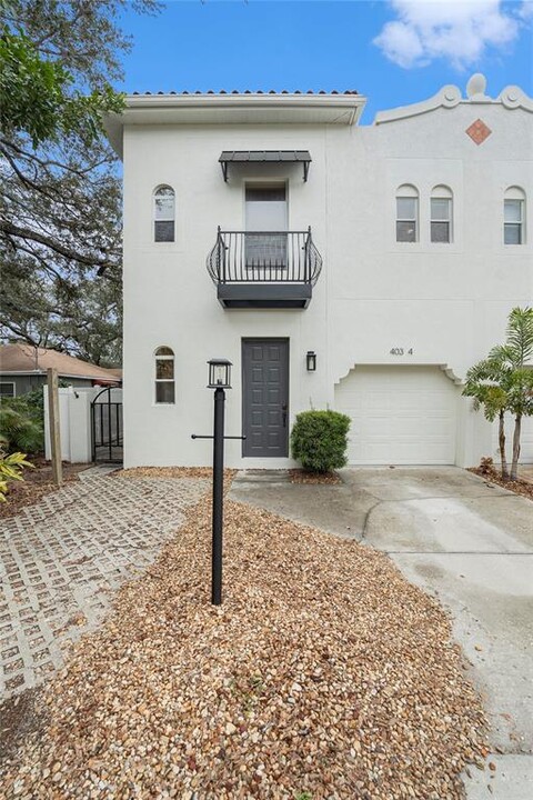 403 S Fremont Ave in Tampa, FL - Building Photo