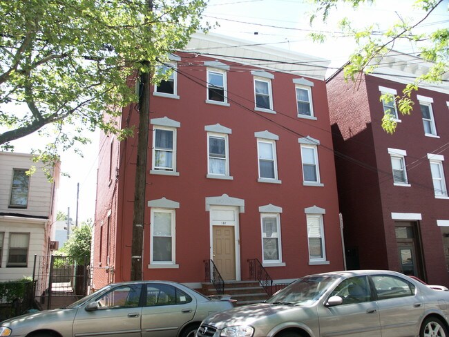 157 Green St in Newark, NJ - Building Photo - Building Photo