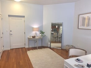 400 4th Ave S, Unit #104 in St. Petersburg, FL - Building Photo - Building Photo