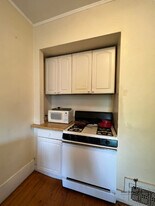 95 Upland Rd, Unit 2 in Cambridge, MA - Building Photo