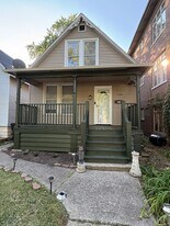 10354 S Walden Pky in Chicago, IL - Building Photo