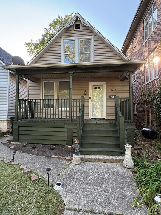 10354 S Walden Pky in Chicago, IL - Building Photo