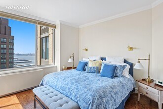 200 Riverside Blvd-Unit -: 37E in New York, NY - Building Photo - Building Photo