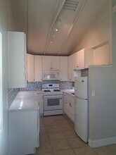 1317 Chanticleer Ave in Santa Cruz, CA - Building Photo - Building Photo