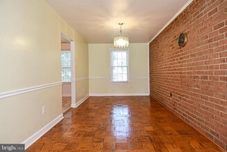 744 Quince Orchard Blvd-Unit -744-102 in Gaithersburg, MD - Building Photo - Building Photo