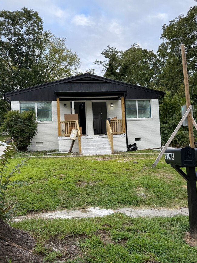 519 Walnut St, Unit High Point Gem