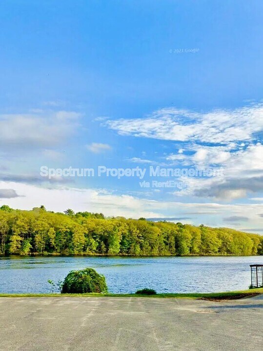 21 Water St in Fairfield, ME - Building Photo