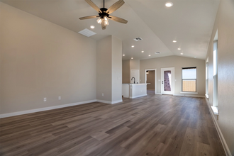 2120 Kokomo Ave in Lubbock, TX - Foto de edificio - Building Photo