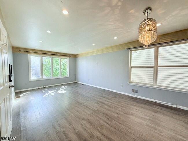 221 Geneva St in Elizabeth, NJ - Building Photo - Building Photo