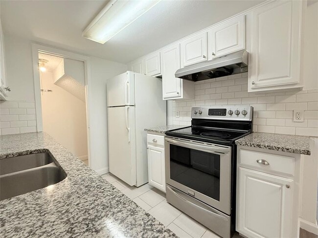 property at 2124 Burton Dr