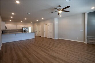 1243 N Pink Ter in Fayetteville, AR - Building Photo - Building Photo