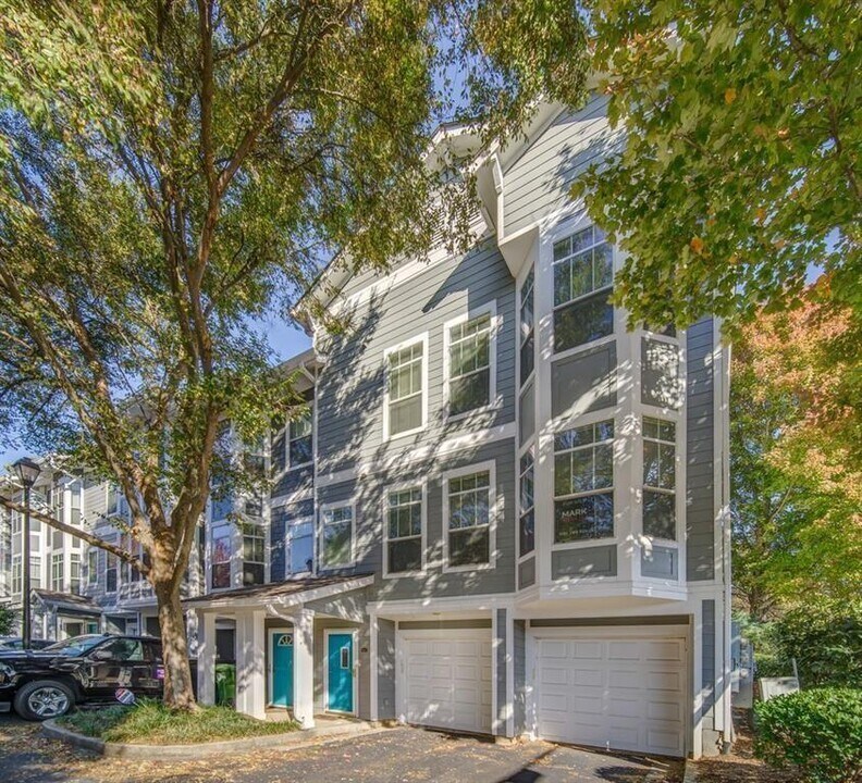 1109 Park Row S in Atlanta, GA - Foto de edificio