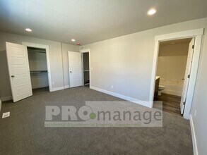 881 Iona St in Idaho Falls, ID - Building Photo - Building Photo