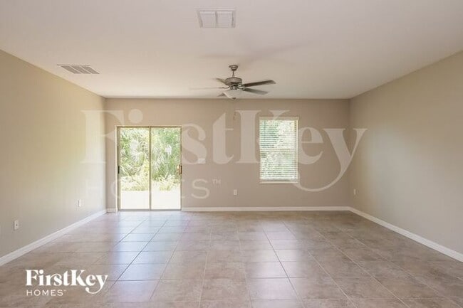 14706 Scottburgh Glen Dr in Wimauma, FL - Foto de edificio - Building Photo