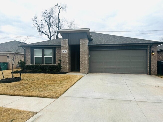 4413 Palmetto Bluff Dr