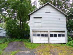 68 E Genesee St in Auburn, NY - Foto de edificio - Building Photo