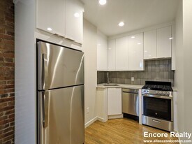 2 Belvidere Plz, Unit 2 in Cambridge, MA - Building Photo