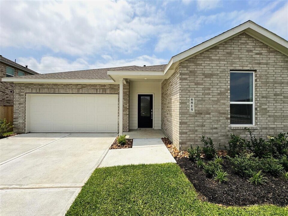 6815 Harvest Wheat Ln in Katy, TX - Building Photo