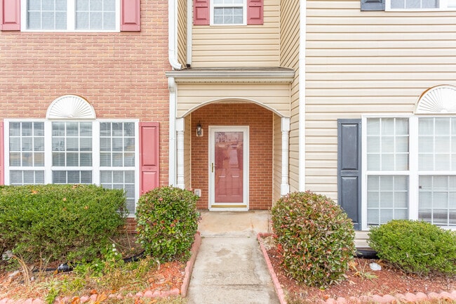 7220 Oakley Ct in Union City, GA - Building Photo - Building Photo