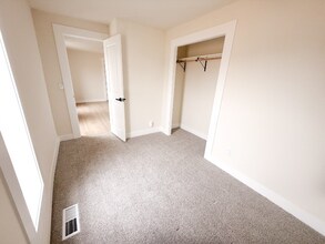 1112 1/2 11th St in Greeley, CO - Foto de edificio - Building Photo