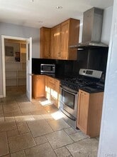 803 N Glendale Ave in Glendale, CA - Building Photo - Building Photo