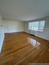 7 Captain Parker Arms in Lexington, MA - Building Photo - Building Photo