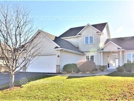 3075 Bobcat Trail NW in Prior Lake, MN - Building Photo